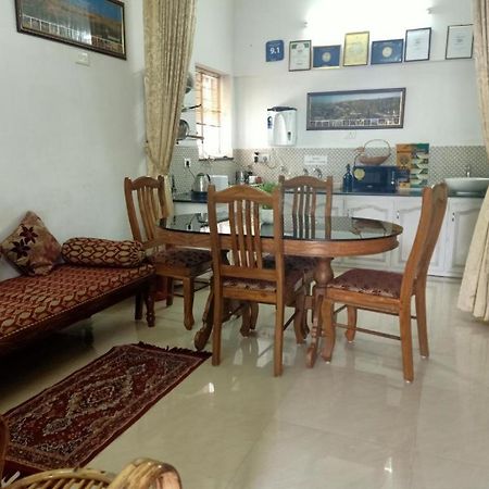 Aaron'S Homestay Kochi Kültér fotó