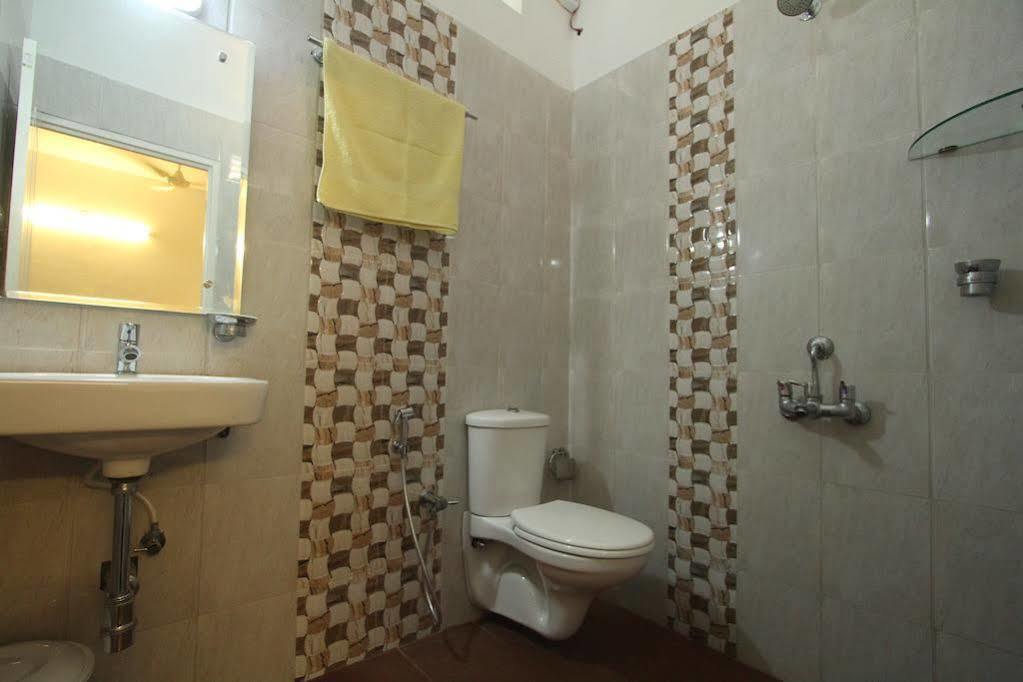 Aaron'S Homestay Kochi Kültér fotó