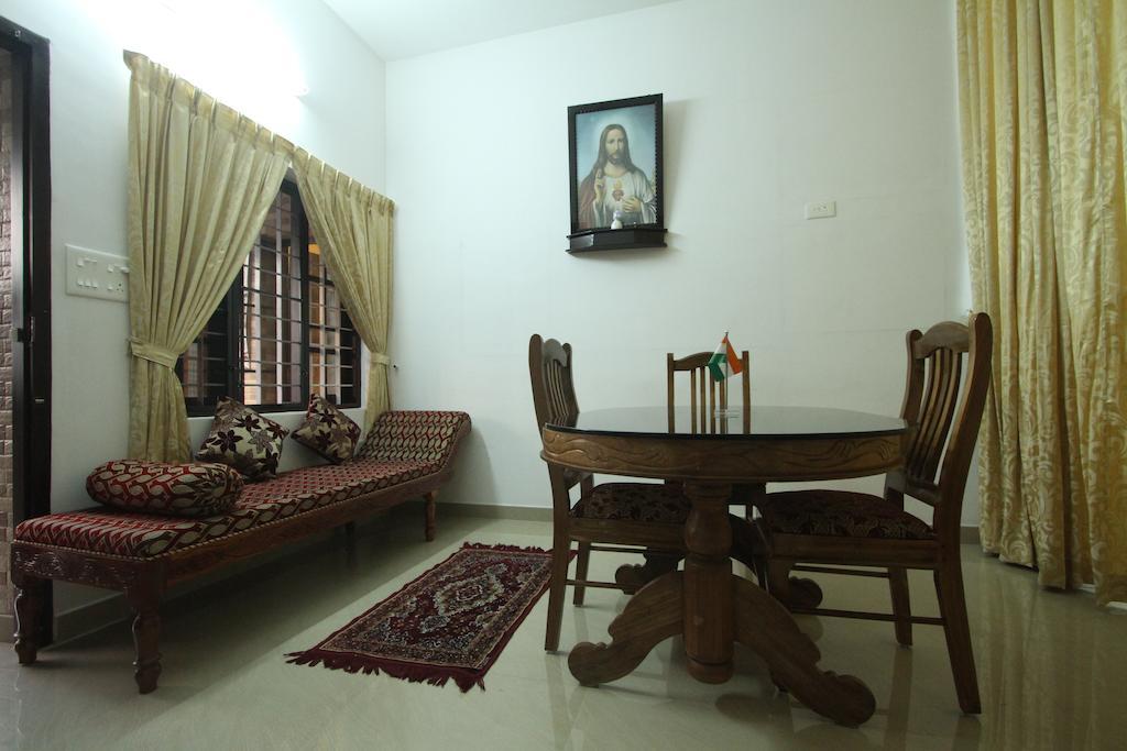 Aaron'S Homestay Kochi Kültér fotó